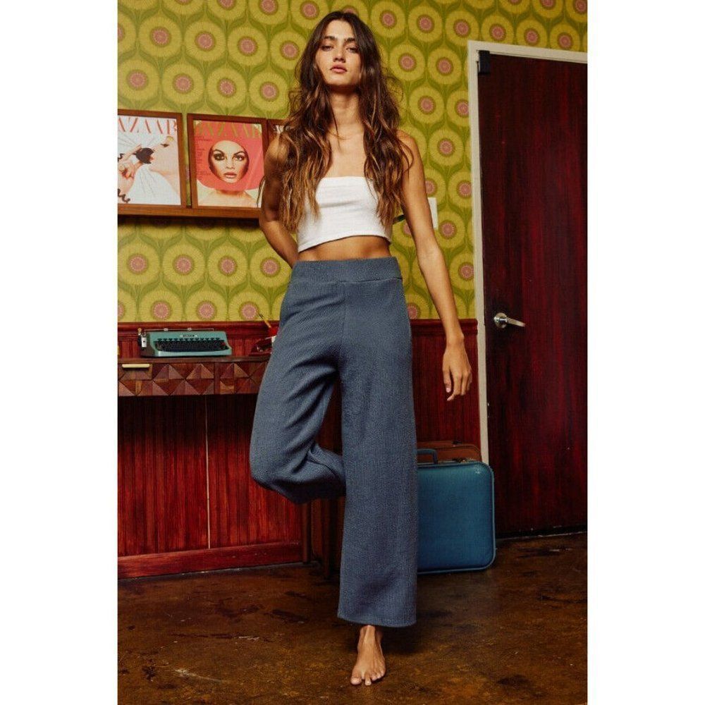 Bucketlist Women's Ribbed Knit Cropped Culotte Style Pant in Charcoal S-L P5205 - Picture 2 of 9